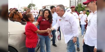 Va Carlos Canturosas y candidatos a senadores de MORENA, PT y Verde