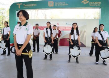 Autotrónica, y otras carreras novedosas, ofrece CONALEP Victoria