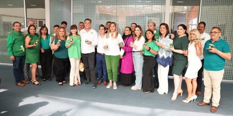 Eugenio y Maki se reúnen con la estructura del Verde en Nuevo Laredo