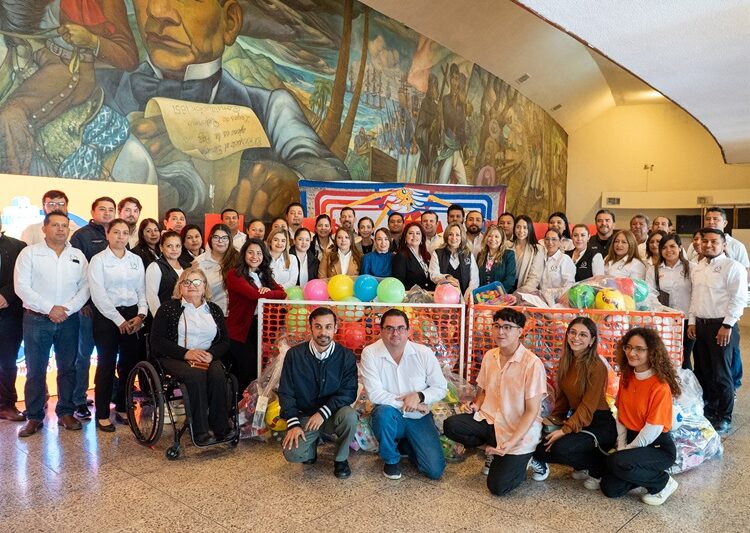 Promueve la UAT colecta de juguetes para celebrar el Día del Niño