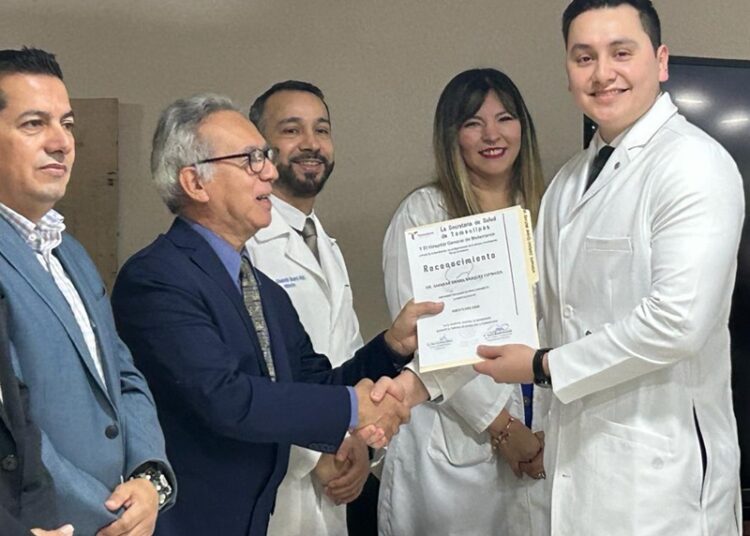 Avala UAT la formación de médicos especialistas residentes