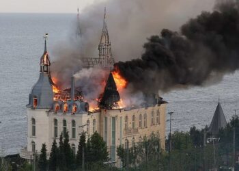 Misil ruso impacta contra ‘Castillo de Harry Potter’ en Ucrania