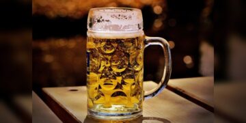 La embajada rusa desmiente que el aumento de aranceles a la cerveza afecte a la mexicana