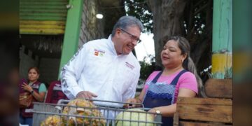 Comerciantes de la Central de Abastos respaldan proyecto de AMM