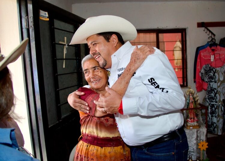 “Desde el Senado revertiré las decisiones erróneas dictadas por el gobierno federal”: Arturo