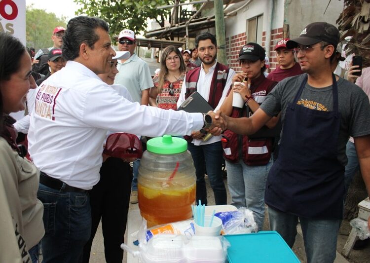 El Palmar y “Las Chulas” levantan la mano por Lalo