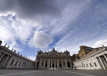 El Vaticano condena el cambio de sexo, la teoría de género y los vientres de alquiler
