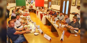 Establecen acuerdos para dar solución a asaltos a choferes de plataforma