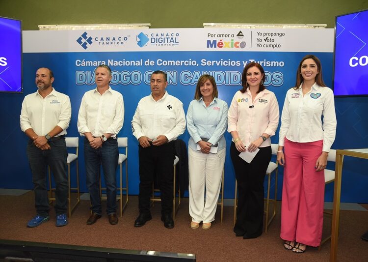 Exponen Rosa y Chucho estrategias de continuidad y desarrollo a socios de la CANACO