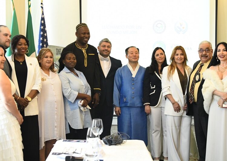 Firma DHIAC acuerdo de colaboración con fundaciones de México, Camerún y África