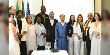 Firma DHIAC acuerdo de colaboración con fundaciones de México, Camerún y África