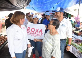 Fortalecerá Rosa González programa municipal de becas y modernización de la infraestructura escolar