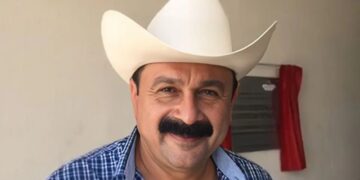 ‘Layín’, político que ‘robó poquito’, busca ser alcalde en Nayarit