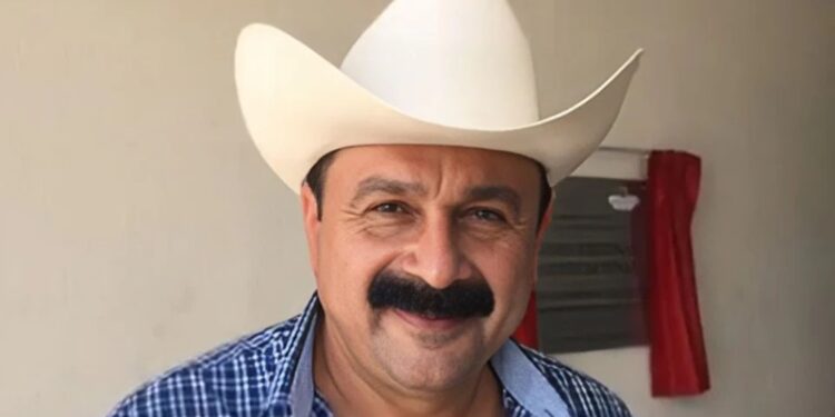 ‘Layín’, político que ‘robó poquito’, busca ser alcalde en Nayarit