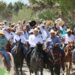 Hombres y mujeres de a caballo dan su respaldo a Geño