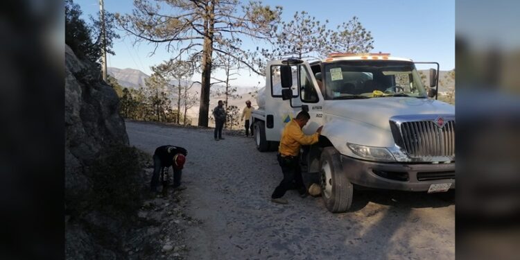 Incendio forestal en Miquihuana arrasa con 425 hectáreas de pino