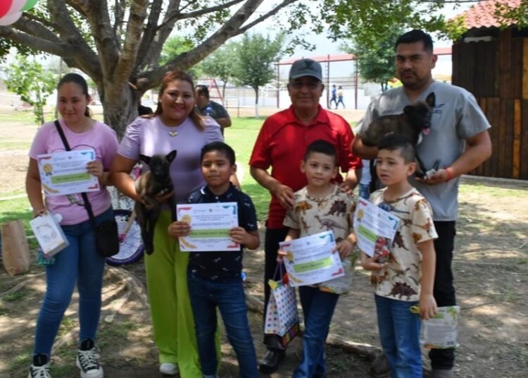 La SSPT premia a ganadores que nombraron a cachorros de la Guardia Estatal canina
