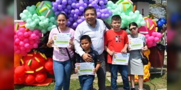 La SSPT premia a ganadores que nombraron a cachorros de la Guardia Estatal canina