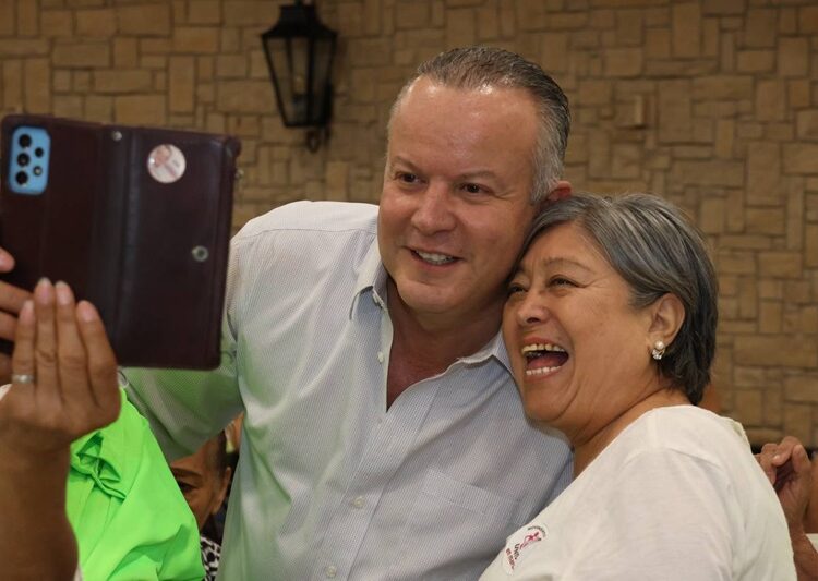 Lesgilará Carlos Canturosas para traer beneficios en favor de las mujeres