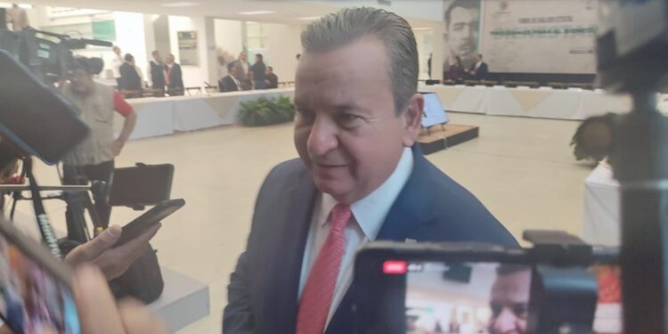 Llama Melhem a concretar acueducto del río Pánuco para Tamaulipas