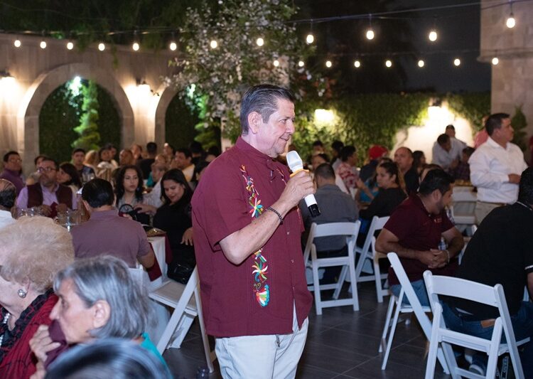 Maestros se suman al proyecto de Beto Granados