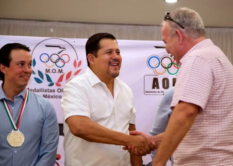 “Me comprometo a impulsar la actividad deportiva y ofrecer oportunidades de desarrollo”: Arturo