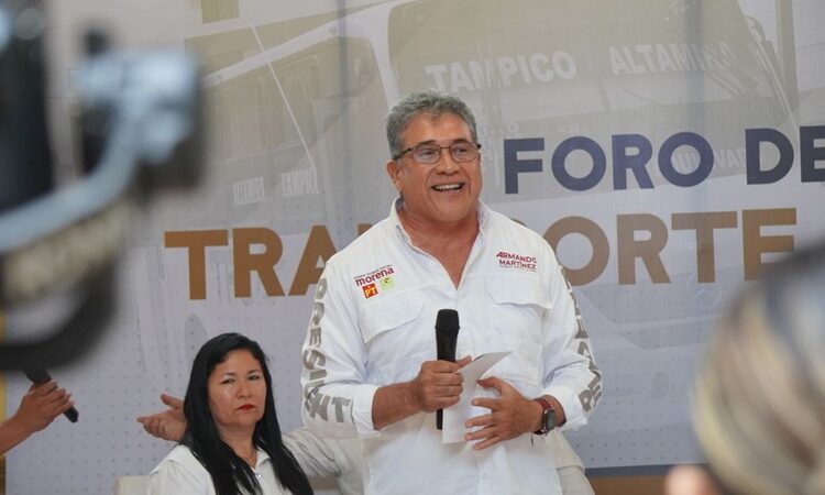 Pacta Armando Martínez compromisos con choferes de transporte público