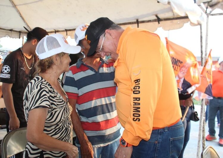 Piden a Rigo Ramos rescatar plazas públicas y áreas verdes