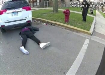 Policías de Chicago matan a un hombre en un control de tráfico