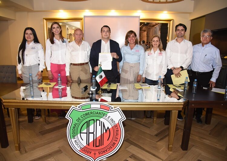 Presenta Rosa González Proyecto de Gobierno a Socios de la ARCIM