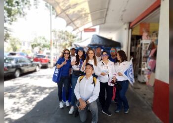Reciben con gran alegría a la Candidata de la Coalición PRI-PAN-PRD Locatarios de Tianguis