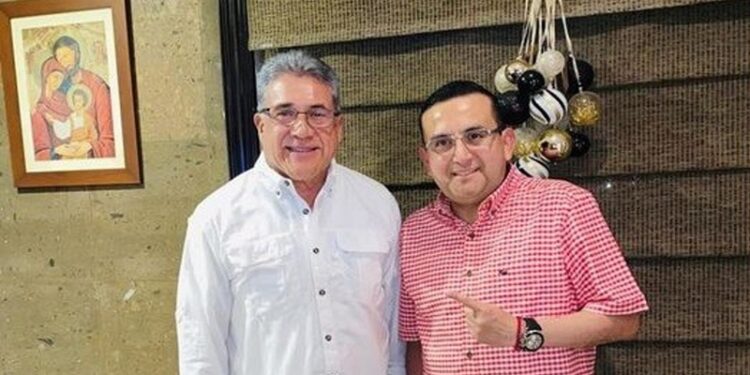 Recula Ciro Hernández y se suma al proyecto de Armando Martínez, por ser el mejor alcalde
