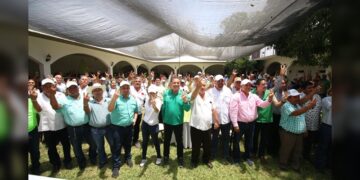 Se compromete “Geño” a impulsar reapertura del Ingenio y modernizar la región cañera