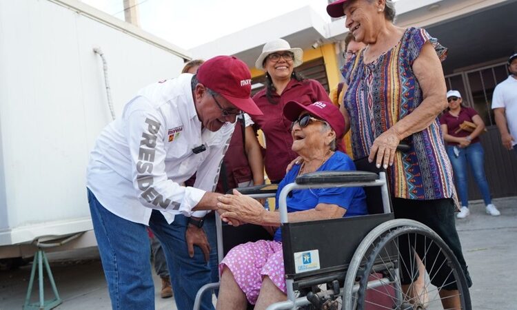 Suma Armando Martínez Manríquez voluntades en el Fracc. Corredor Industrial
