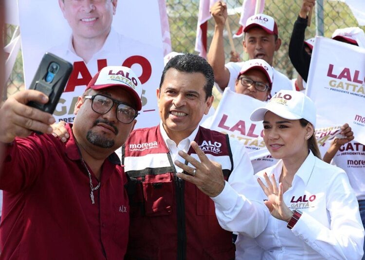 Tianguistas de la Américo se suman a Lalo Gattás