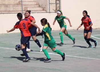 Van atletas de la UAT a Regionales del CONDDE