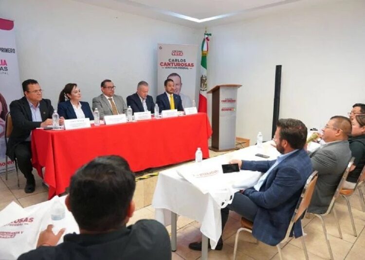 Visita Carmen Lilia Canturosas a miembros de la CANACINTRA en NLD