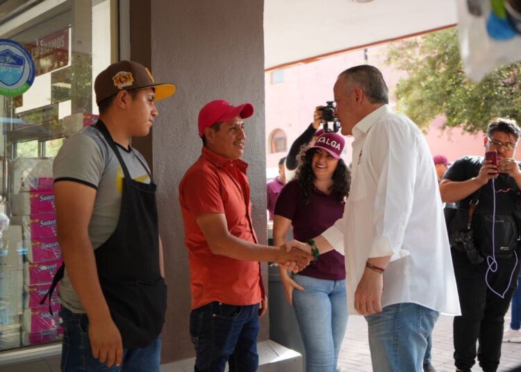 Respaldan neolaredenses a candidatos de la 4T