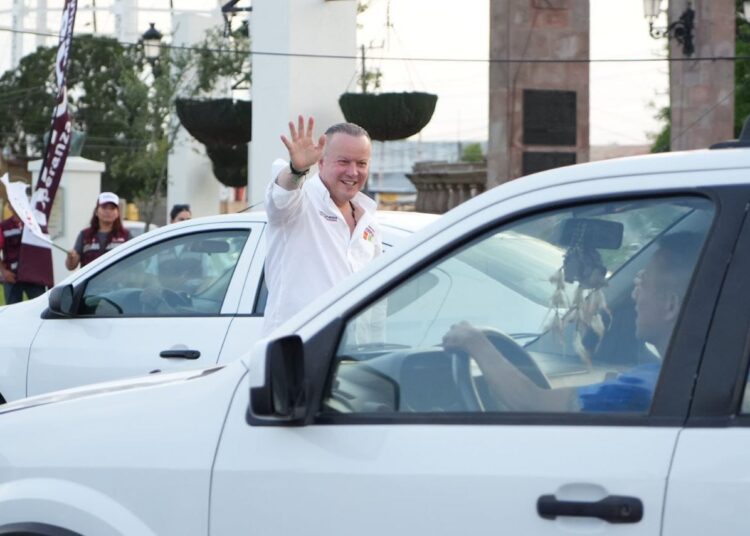 Respaldan neolaredenses a candidatos de la 4T