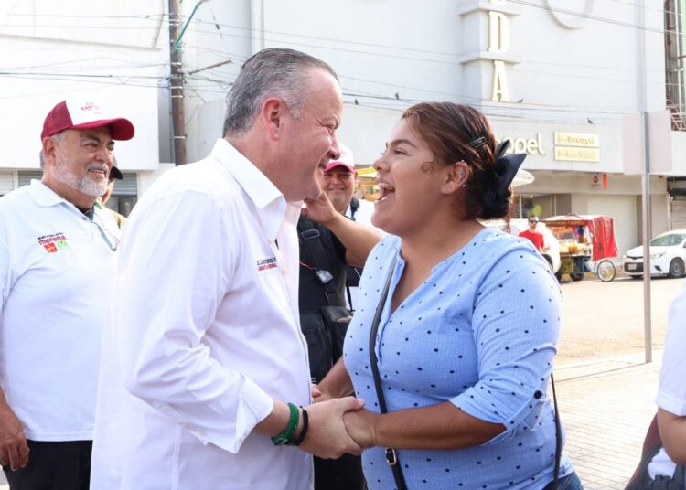 Respaldan neolaredenses a candidatos de la 4T