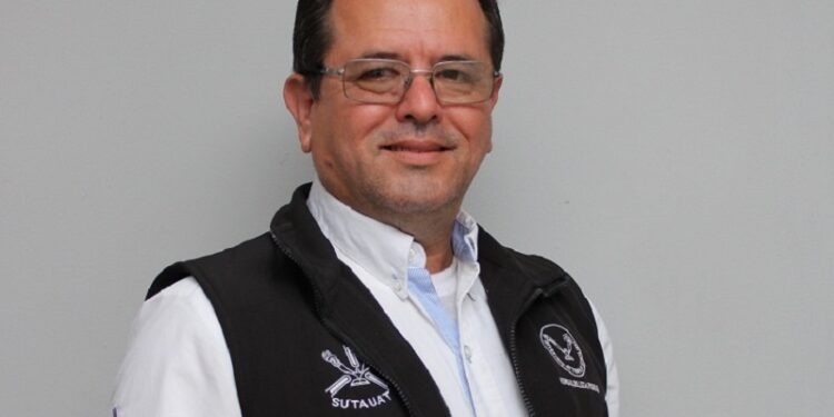 Fernando Quintanilla se mantiene al frente del Sindicato de Maestros de Derecho UAT