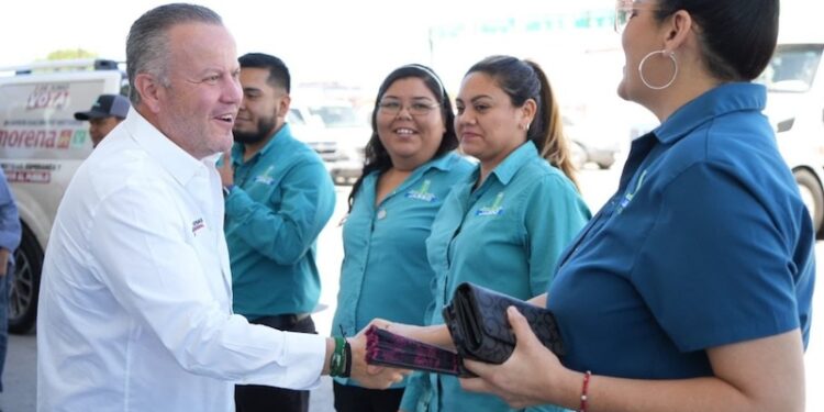 Trabajadores del autotransporte apoyan a Canturosas