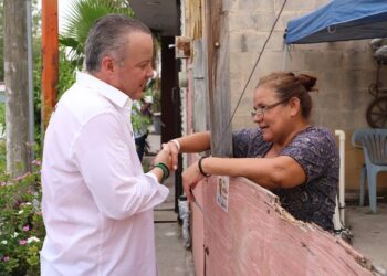 Va Carlos Canturosas por más beneficios para los trabajadores