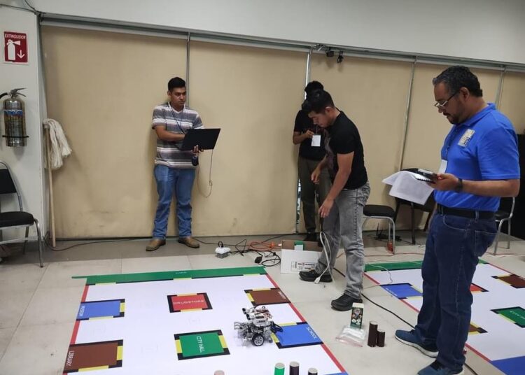 Alumnos de la UAT obtienen el 1er. lugar en Torneo de Robótica