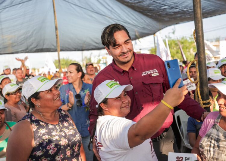 Rincón de Las Flores respalda a Carlos Peña Ortiz