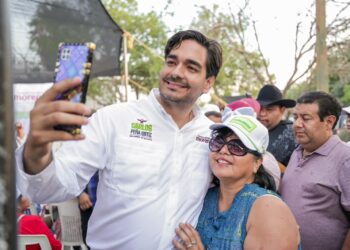 Vecinos de Valle Alto respaldan candidatura de Carlos Peña