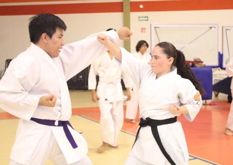 Van atletas de la UAT a Regionales del CONDDE