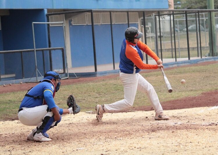 Van atletas de la UAT a Regionales del CONDDE