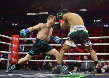¡»El Canelo», otra vez la hace!