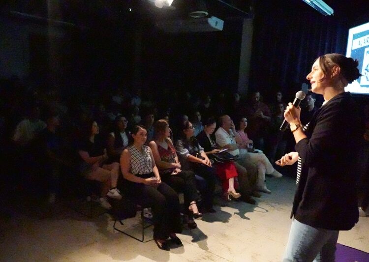 Abordan en la UAT actualidades de la comunicación en la era digital